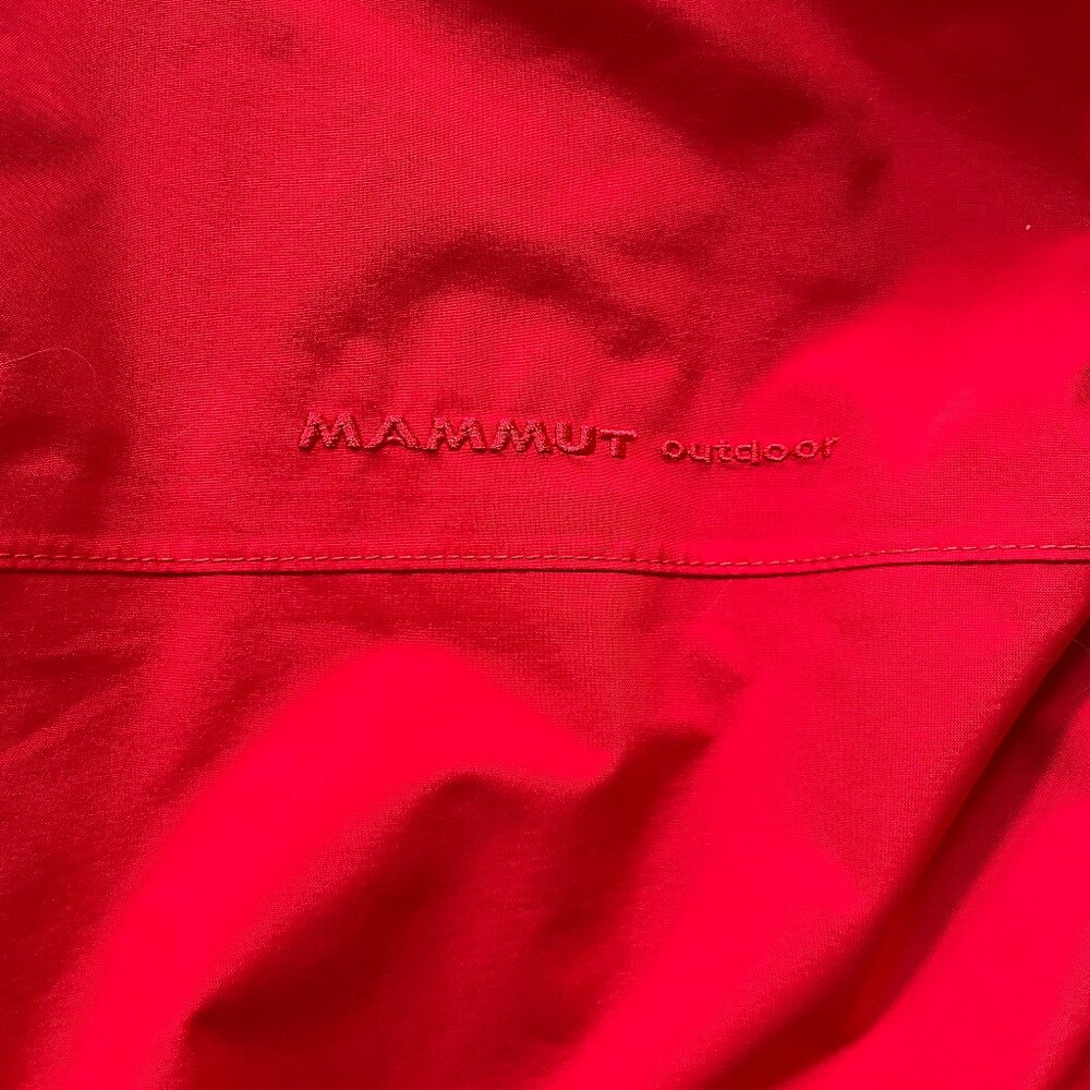 Mammut men's red Goretex jacket - Picture 7 of 9